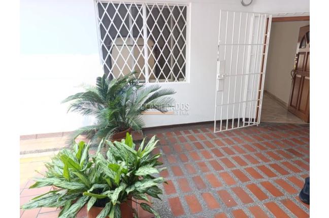 Casas, Venta, Prados del Norte - $750.000.000