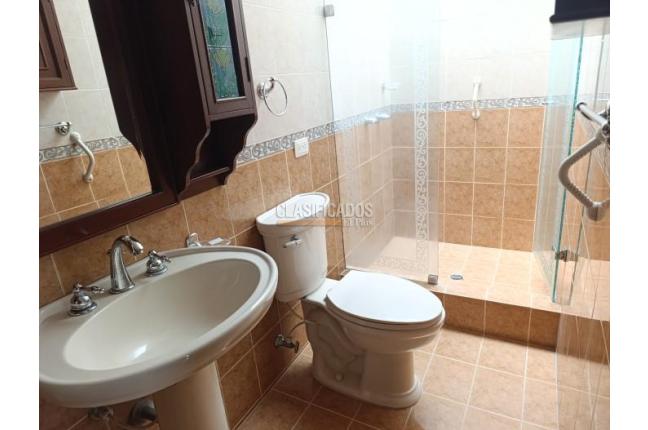 Casas, Venta, Prados del Norte - $750.000.000