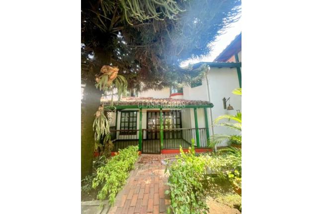 Casas, Venta, Álamos - $520.000.000
