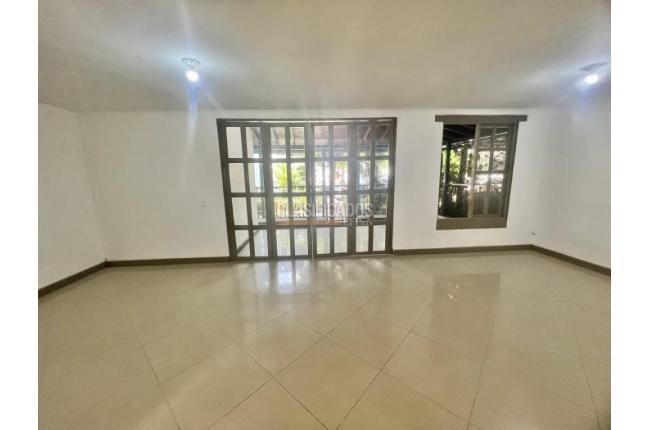 Casas, Venta, Álamos - $520.000.000