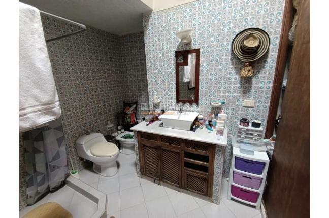 Apartaestudios, Venta en Prados del Norte