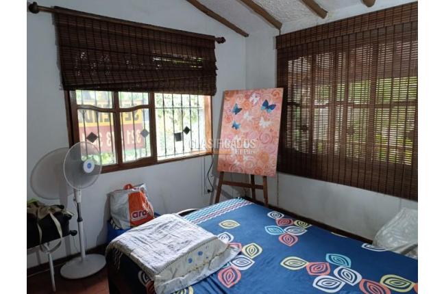 Apartaestudios, Venta, Prados del Norte - $750.000.000