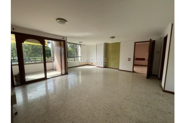 Apartamentos, Venta en La Flora