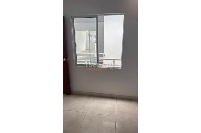 Apartamentos, Alquiler, Santa Elena - $1.150.000