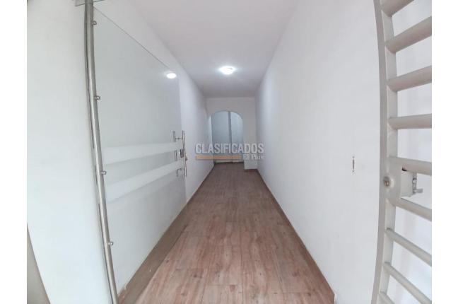 Oficinas y Consultorios, Alquiler, San Vicente - $4.500.000