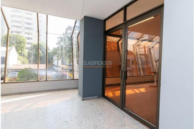 Oficinas y Consultorios, Venta, Versalles - $390.000.000