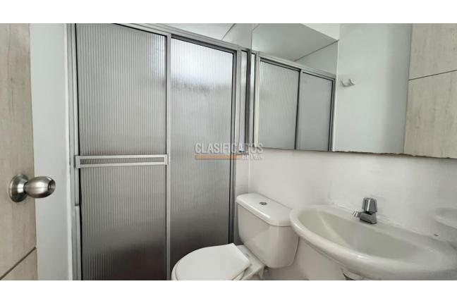 Apartamentos, Alquiler, Ciudad Pacifica - $1.350.000