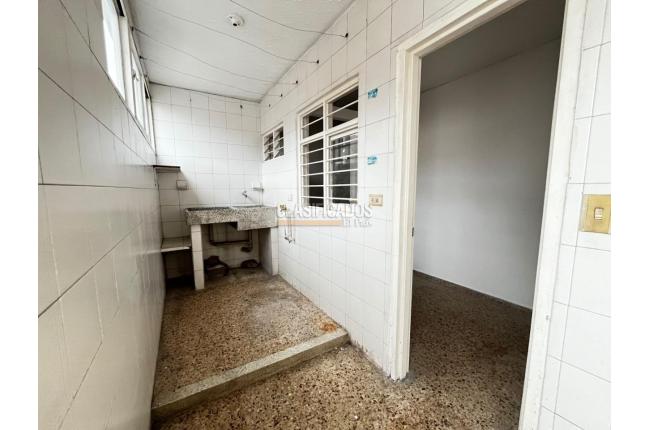 Apartamentos, Alquiler, Colseguros - $1.500.000