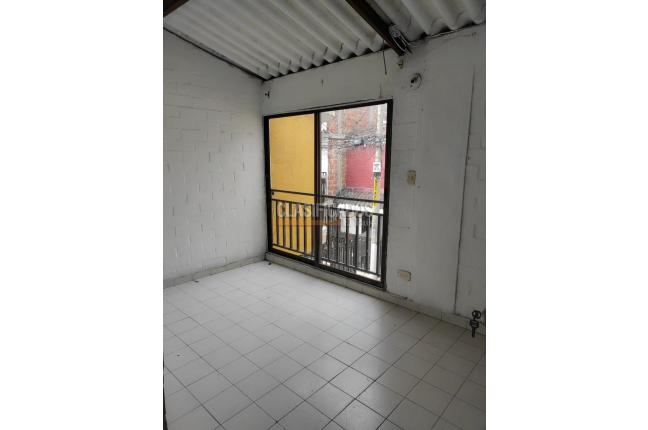 Casas, Alquiler, Villa del Prado - $850.000