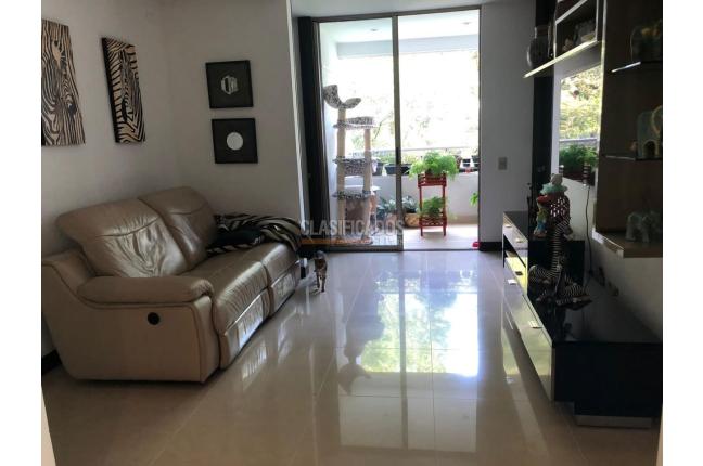 Apartamentos, Venta, Aguacatal - $1.600.000.000