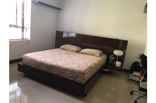 Apartamentos, Venta, Aguacatal - $1.600.000.000