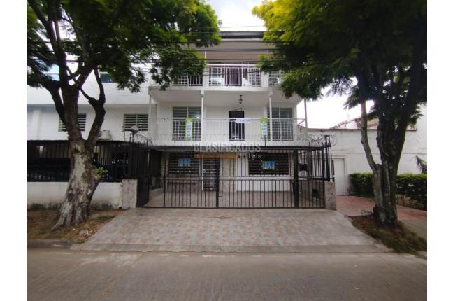 Casas, Alquiler, Prados del Norte - $2.300.000