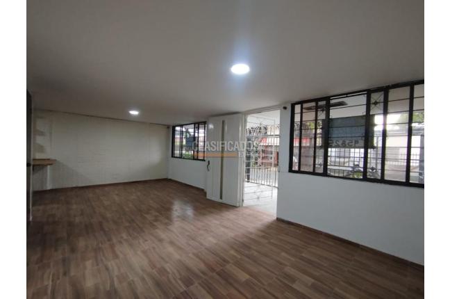 Casas, Alquiler, Prados del Norte - $2.300.000