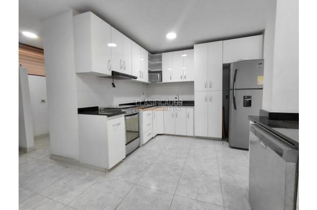 Apartamentos, Alquiler, Versalles - $2.200.000