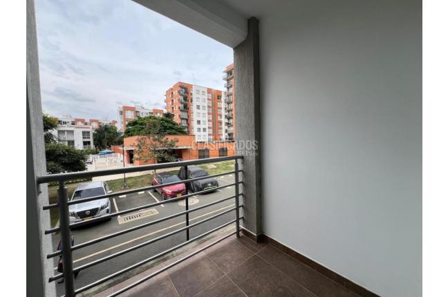 Casas, Alquiler, Ciudad Melendez - $2.500.000