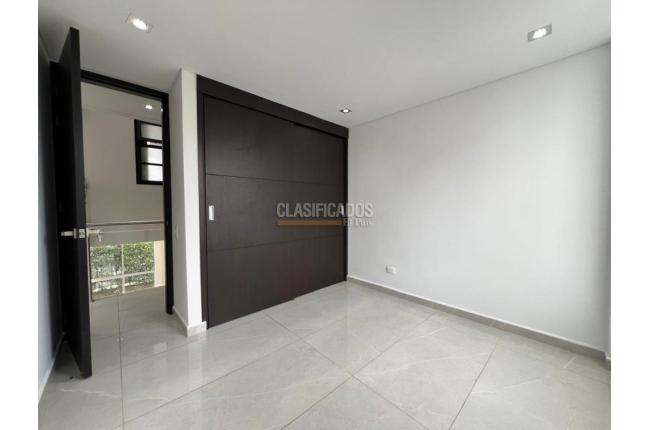 Casas, Alquiler, Ciudad Melendez - $2.500.000