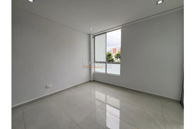 Casas, Alquiler, Ciudad Melendez - $2.500.000
