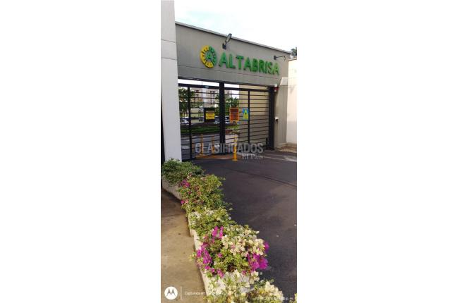 Apartamentos, Alquiler, Ciudad Pacifica - $1.600.000