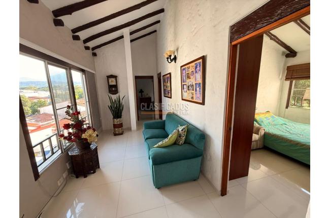 Apartamentos, Venta en Las Quintas de Don Simón