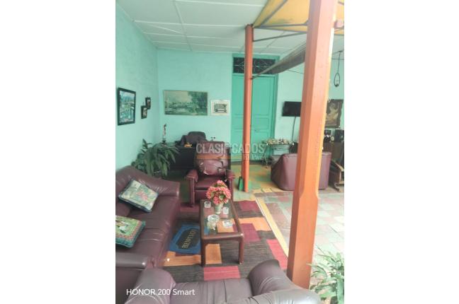 Casas, Venta, Granada - $550.000.000