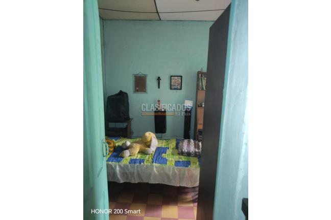 Casas, Venta, Granada - $550.000.000