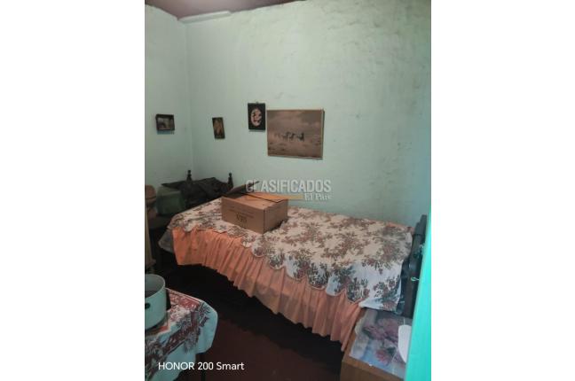 Casas, Venta, Granada - $550.000.000