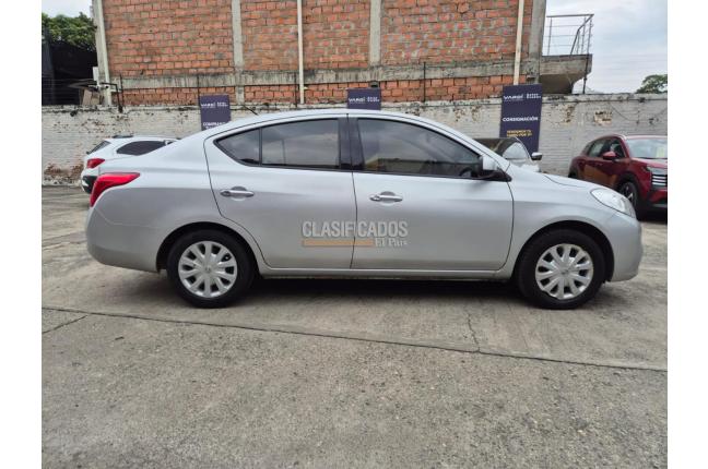 Nissan Versa 2015 - $39.000.000