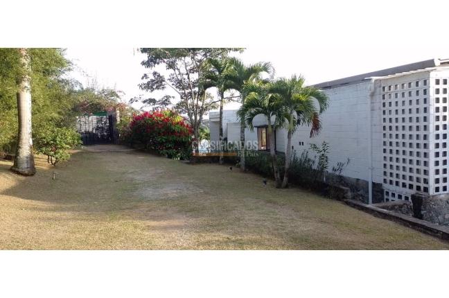 Fincas y Casas Campestres, Alquiler, La Castilla - $4.000.000