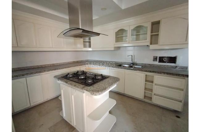 Apartamentos, Venta, Santa Rita - $2.200.000.000