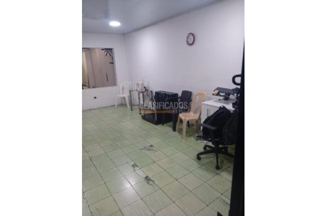 Casas, Venta en El Jardín