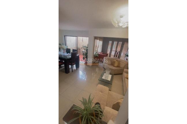 Casas, Venta en La Hacienda