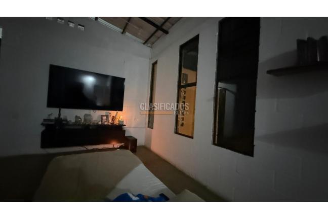 Fincas y Casas Campestres, Alquiler, La Castilla - $4.000.000