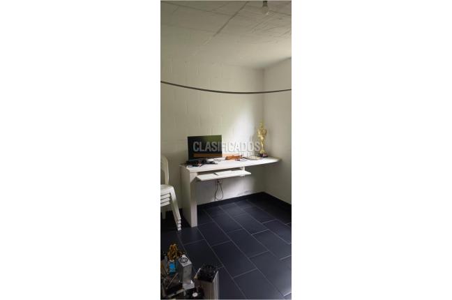 Fincas y Casas Campestres, Alquiler, La Castilla - $4.000.000
