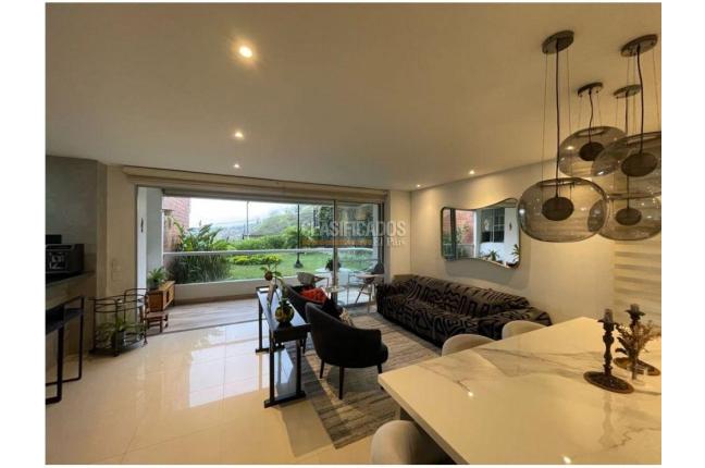 Apartamentos, Venta, Cristales - $870.000.000