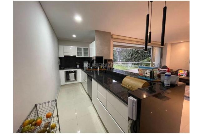 Apartamentos, Venta, Cristales - $870.000.000