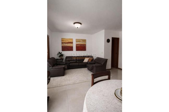 Casas, Venta en La Hacienda