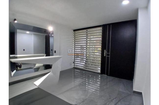 Casas, Venta, San Joaquín - $2.000.000.000