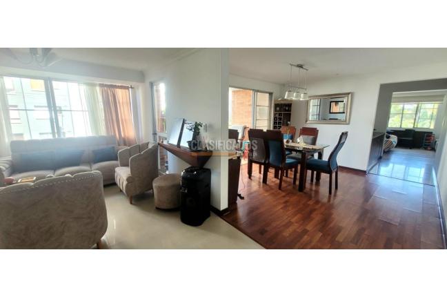 Apartamentos, Venta, Cristales - $680.000.000