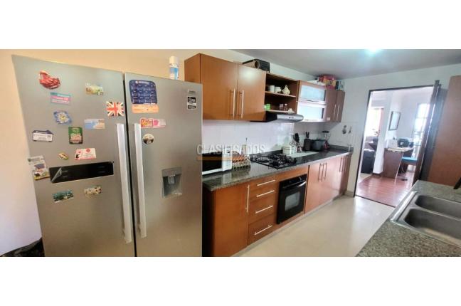 Apartamentos, Venta, Cristales - $680.000.000