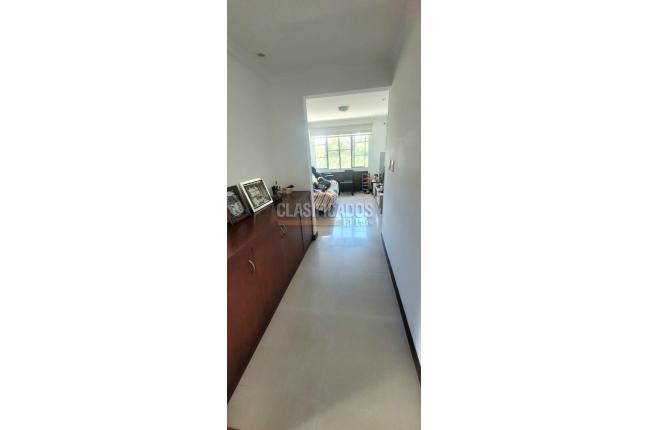 Apartamentos, Venta, Cristales - $680.000.000