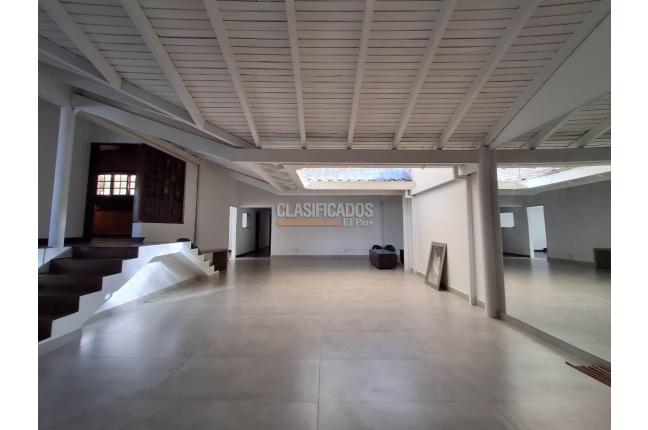 Casas, Alquiler en La Flora