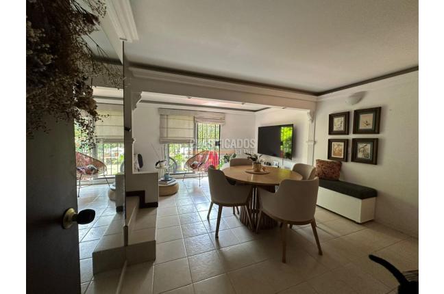 Casas, Venta en Valle del Lili