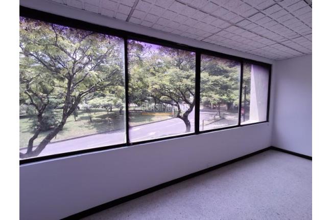 Oficinas y Consultorios, Venta, La Flora - $300.000.000
