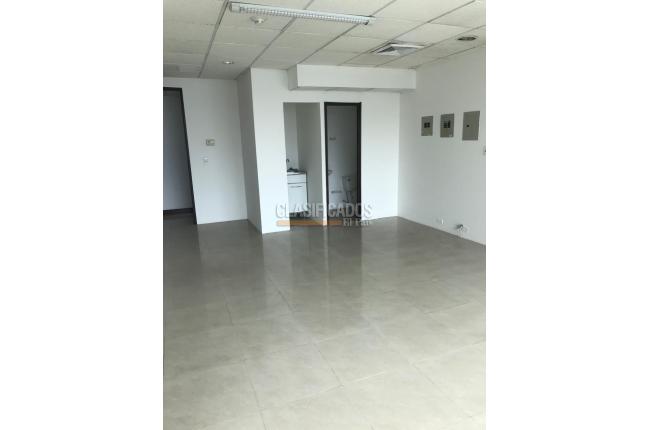 Oficinas y Consultorios, Alquiler en Chipichape