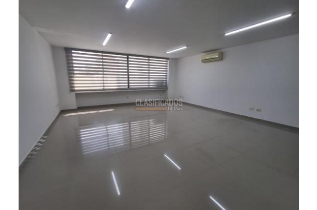 Oficinas y Consultorios, Alquiler, San Vicente - $1.900.000