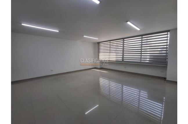 Oficinas y Consultorios, Alquiler, San Vicente - $1.900.000