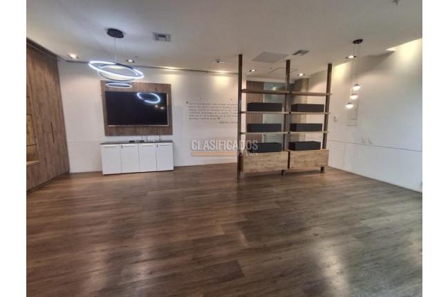 Oficinas y Consultorios, Alquiler, San Vicente - $6.800.000