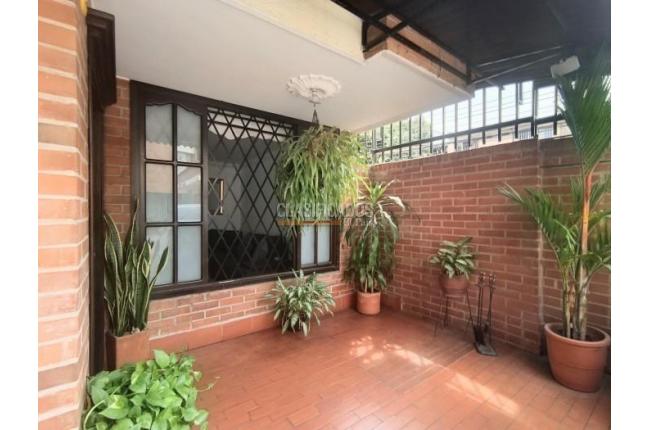 Casas, Alquiler, El Refugio - $2.400.000
