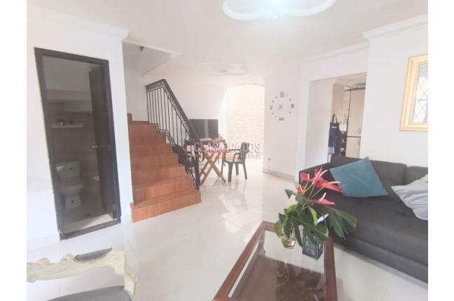 Casas, Alquiler, El Refugio - $2.400.000