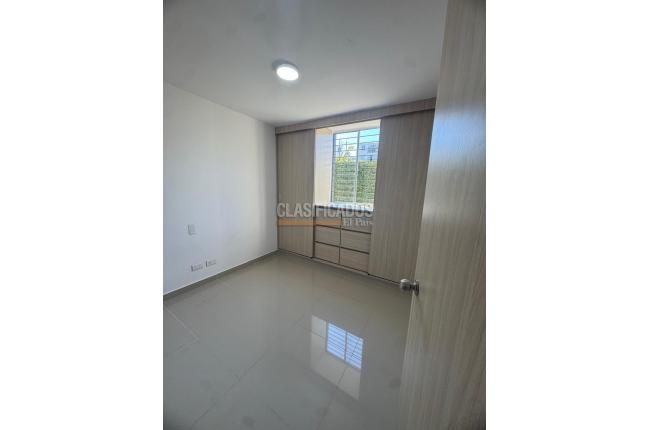 Apartamentos, Alquiler, Yumbo - $1.300.000
